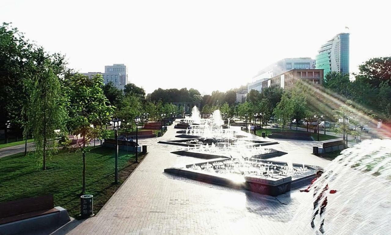 Luxury Apartment With Jacuzzi On Republic Square Yerevan Exterior photo